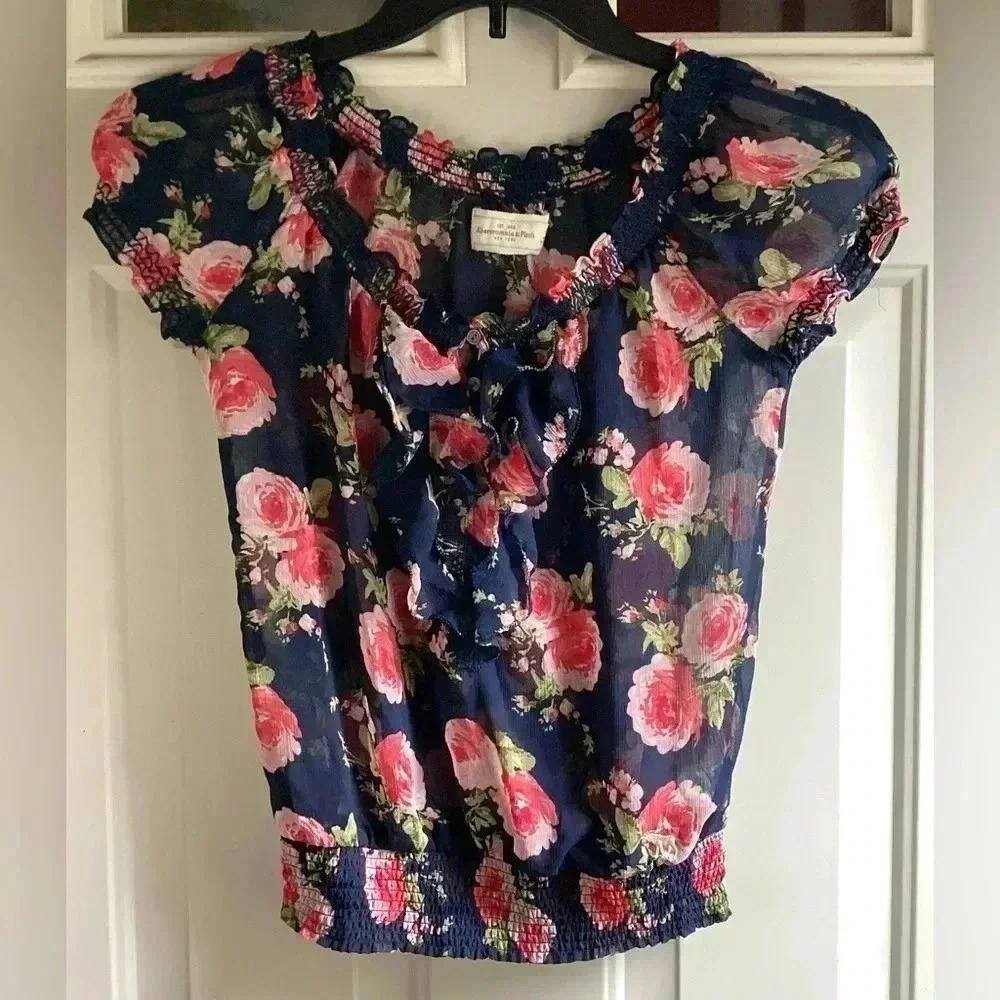Abercrombie & Fitch Navy & Ruffle Top Blouse with Pink Floral Print Size Small